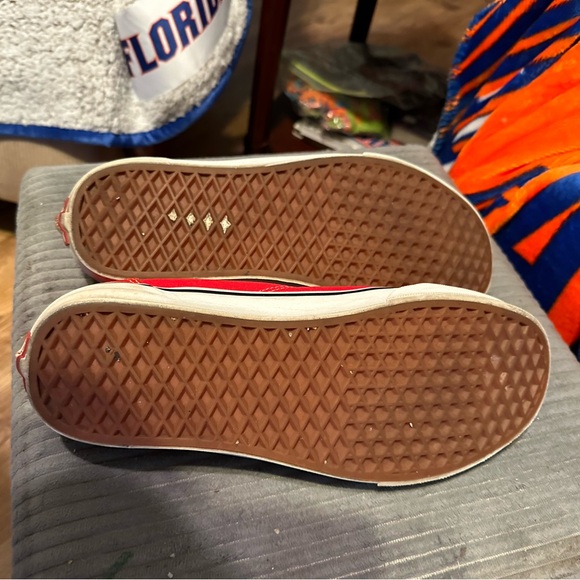 Men’s Red & White Vans Sz 11 - Picture 7 of 7